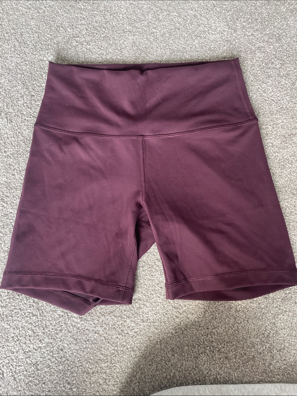 Lululemon wunder train Shorts in Deep Plum